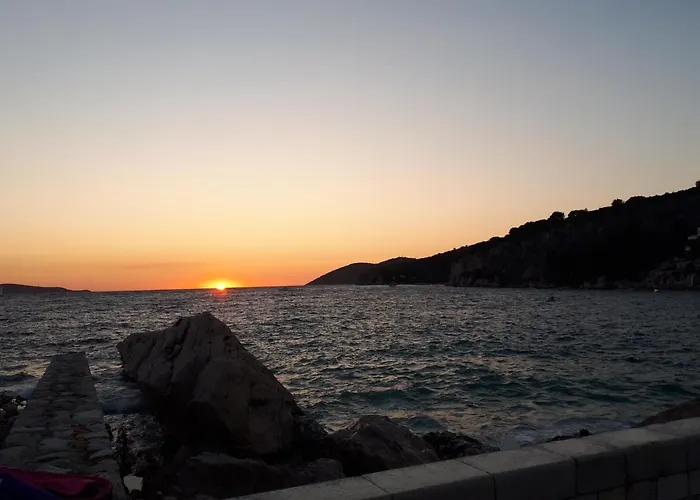 Mediterranean Affittacamere 3*