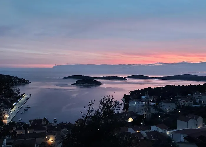 Affittacamere Mediterranean Hvar Town